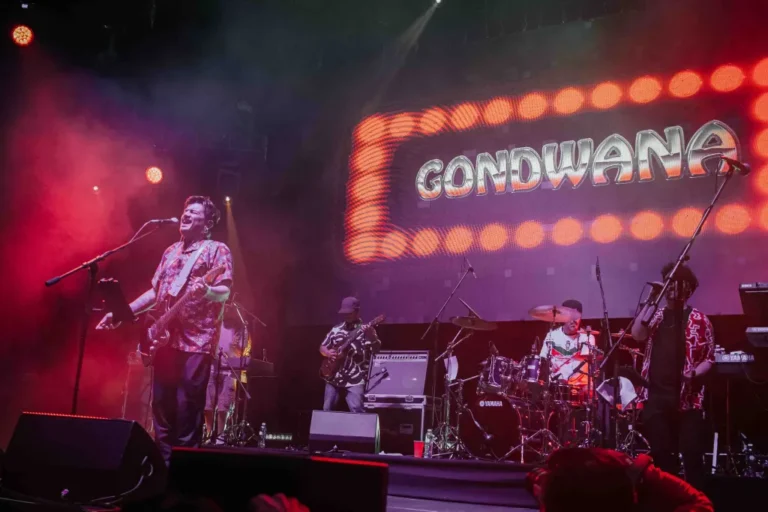 Ojos Rojos, Dreads Y Humo Que Marea. Así fue Gondwana En El Frontón México