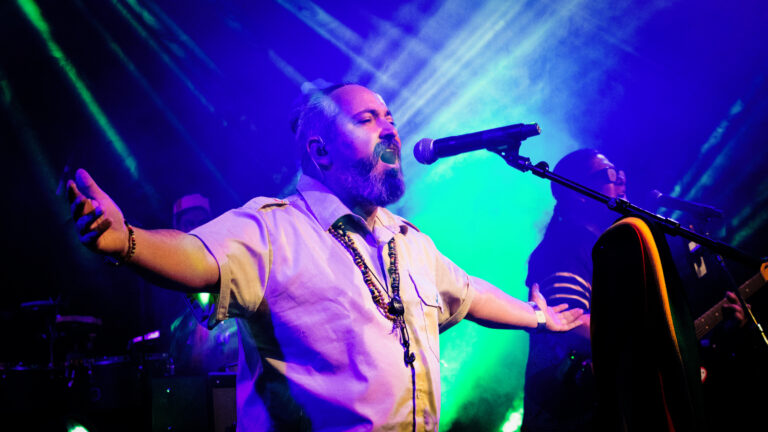 Antidoping transformó en un dance hall el Lunario del Auditorio Nacional