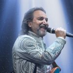 Así sana El Buki: canciones tristes que no culpan a nadie