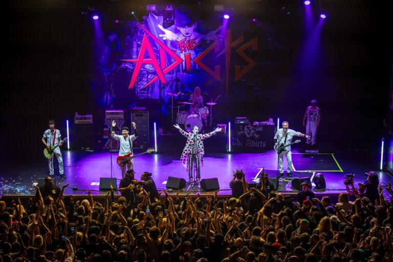 The Adicts: El Último Acto de una Leyenda del Punk en la Capital