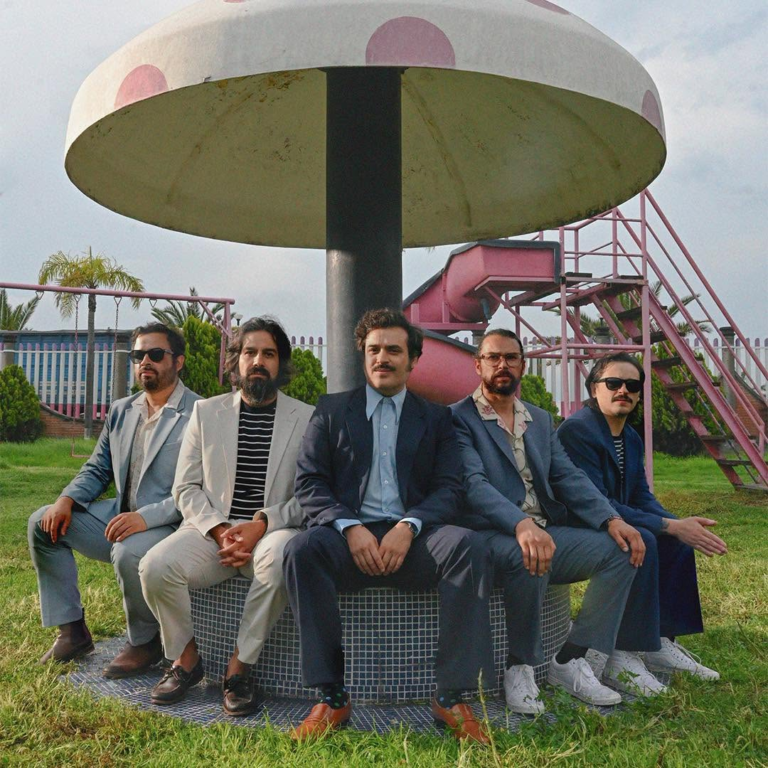 Enjambre en promoción de sus conciertos en el Estadio GNP 2026