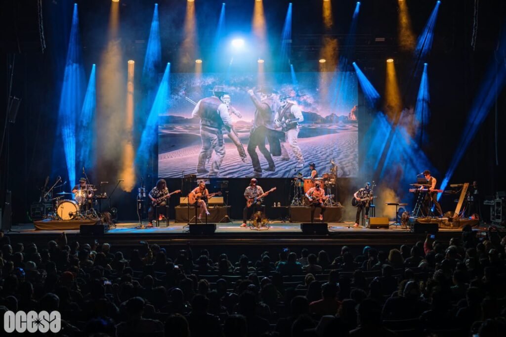 Lost Acapulco durante su concierto del 3 de octubre de 2026 en el Teatro Metropólitan de la CDMX.